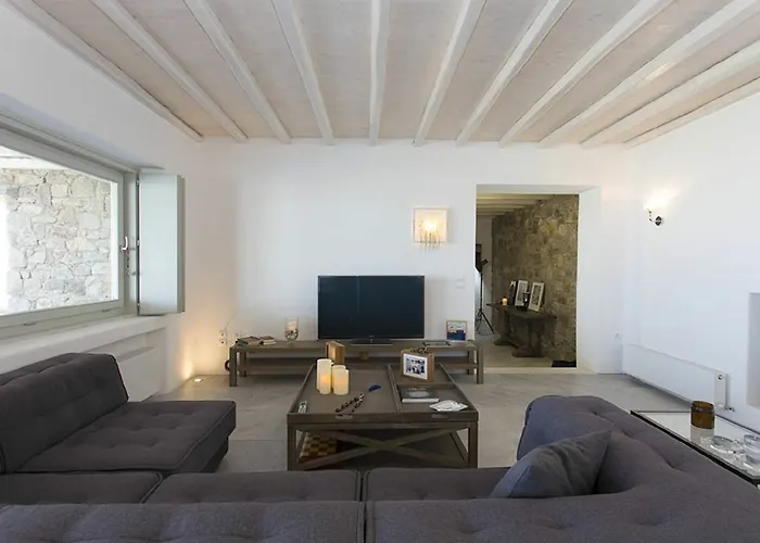 Dreamlike Mykonos Villa *